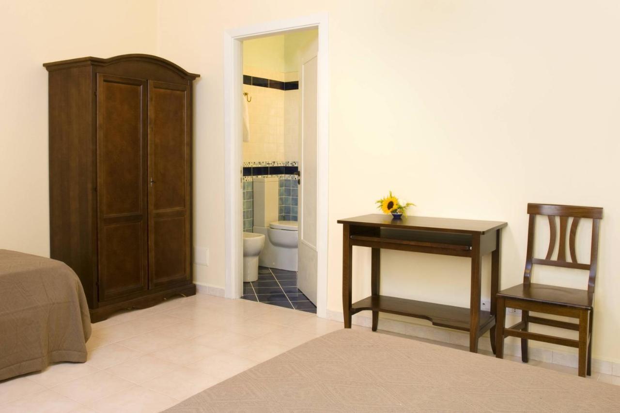 Il Guiscardo B&B Σαλέρνο Δωμάτιο φωτογραφία
